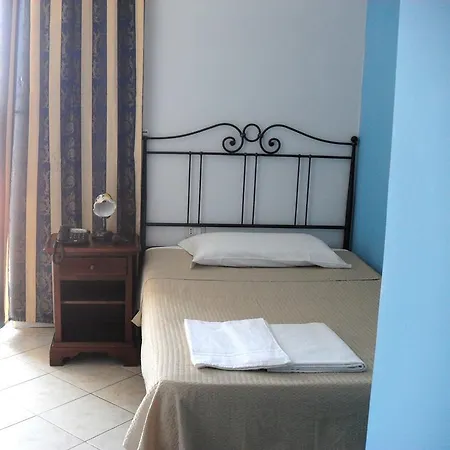 Hotel Piro 3*