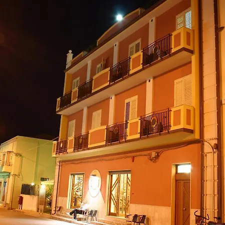 Piro Torrenova (Sicily)